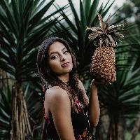Be a Pineapple