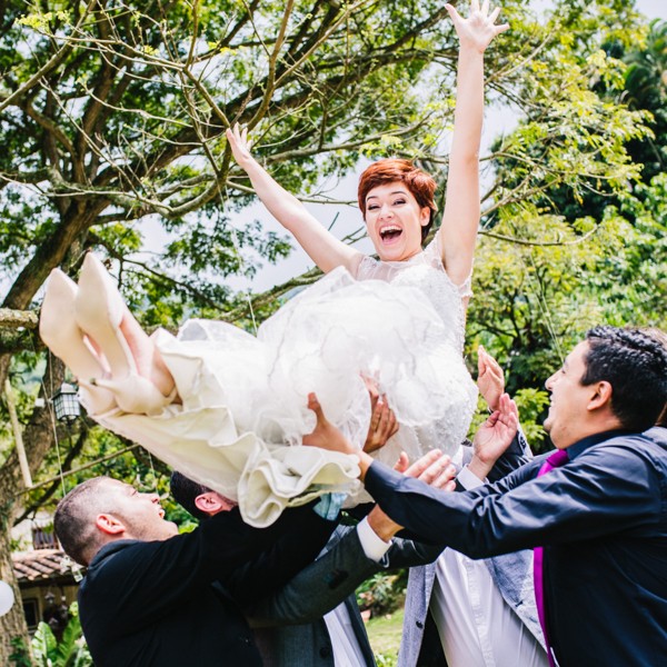 La felicidad nos hace volar